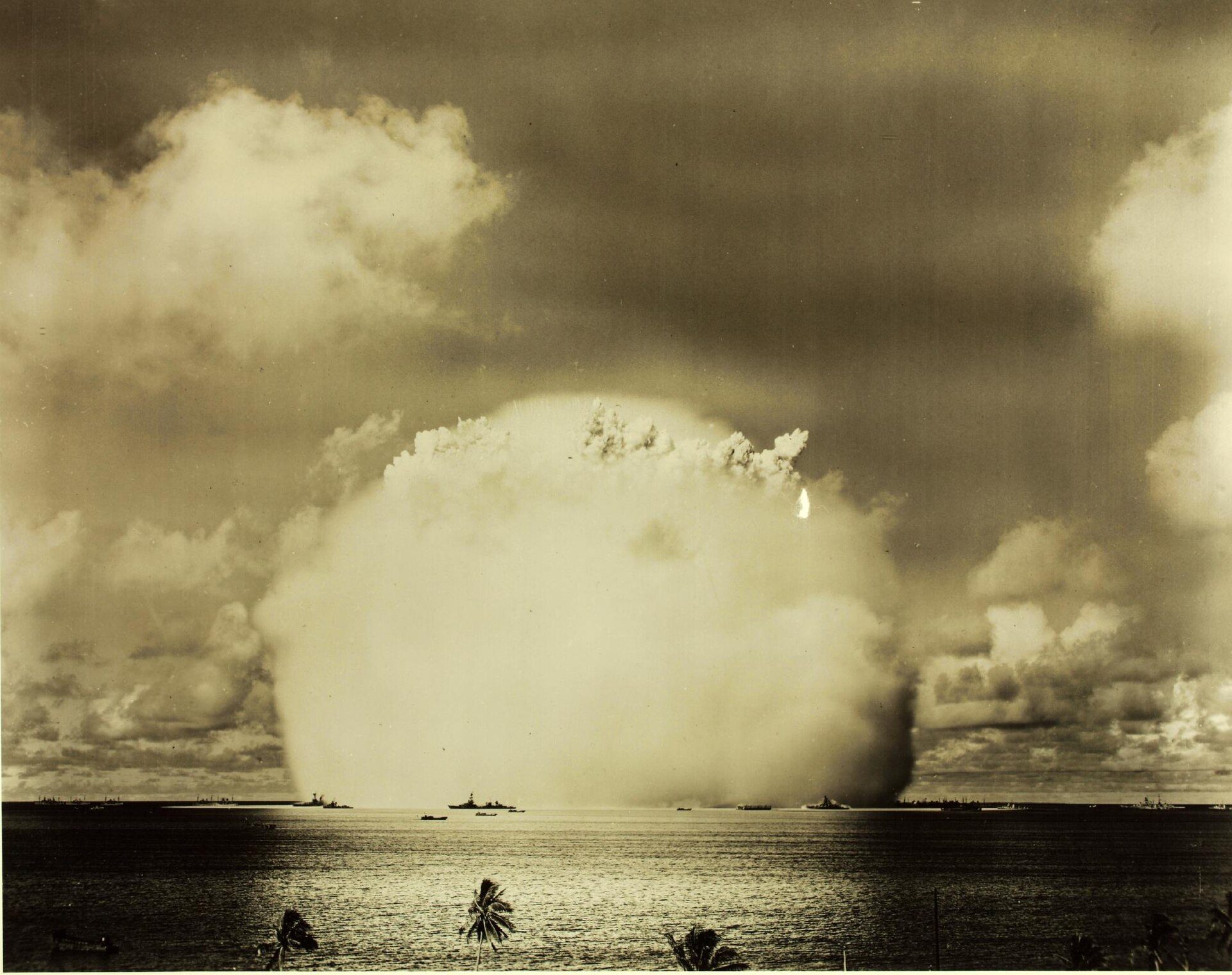 Operation Crossroads atomic test at Bikini Atoll, 1946