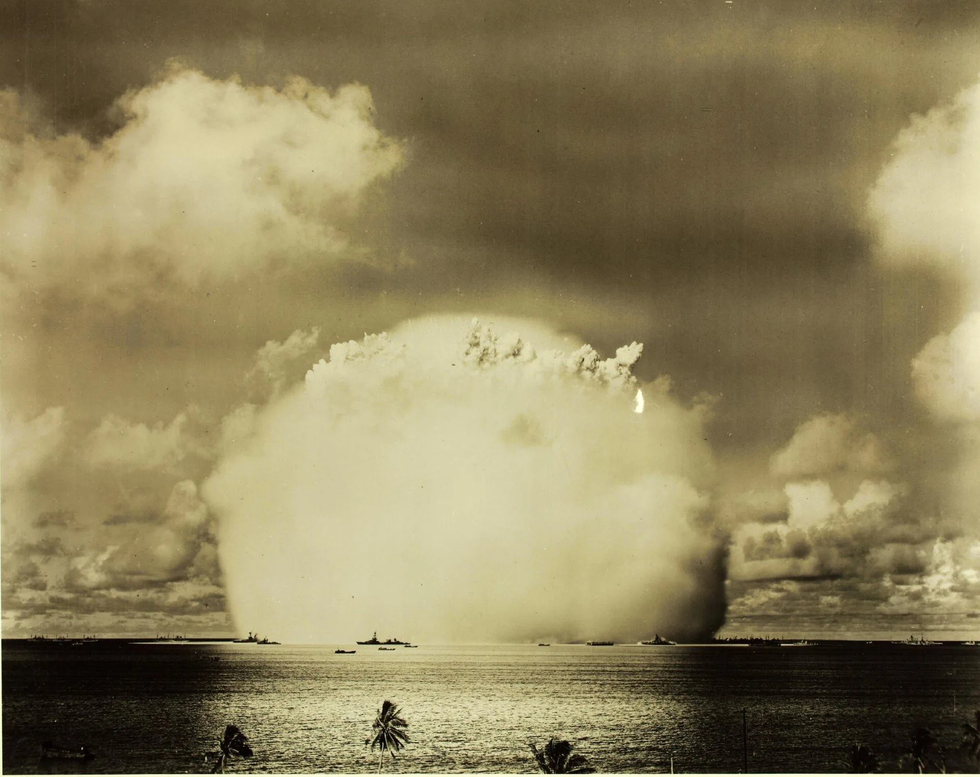 Operation Crossroads atomic test at Bikini Atoll, 1946